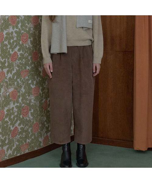 AVANT-G(アバン)の「Corduroy Crop Banding Pants - BROWN(その他パンツ・レディース・クリーム/ブラウン・FREE)」の2枚目の写真