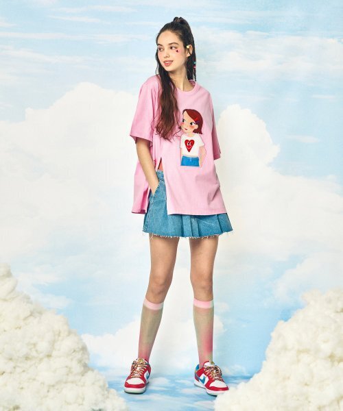 YOUK SHIM WON(ユクシムウォン)の「サイドスリットTシャツ F リア(Tシャツ/カットソー・レディース・その他・FREE)」の4枚目の写真