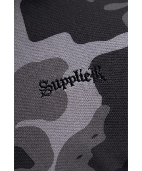 SUPPLIER(サプライヤー)の「ジップフーディ|Camouflage Faux Fur Cross Zip Hoodie|SUPPLIER(パーカー・メンズ・ブラック・SMALL/XX-LARGE/MEDIUM/LARGE/X-LARGE)」の6枚目の写真