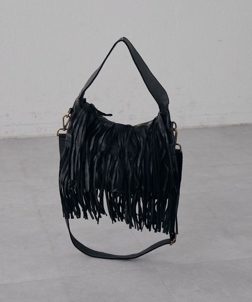 Lui's(ルイス)の「neron / フリンジバッグ(トートバッグ・レディース・ブラック・FREE)」の4枚目の写真