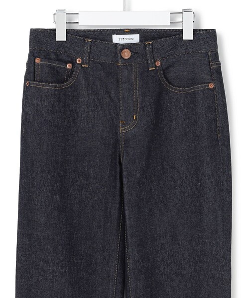 23区(ニジュウサンク)の「23区DENIM ストレートフィット デニムパンツ(デニムパンツ・レディース・ネイビー系/ホワイト系/ダルブルー系/スカイブルー系・40/38/36)」の21枚目の写真