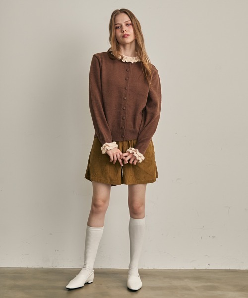 Clum(クルム)の「コーデュロイタックキュロットショーツ(その他パンツ・レディース・ブラック/テラコッタ/サンドベージュ・FREE)」の12枚目の写真