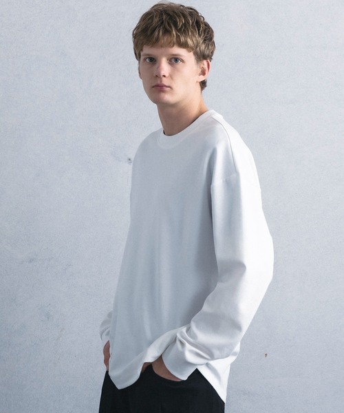 +phenix(プラスフェニックス)の「【WEB・直営店限定】+phenix(プラスフェニックス)ROUND HEM L/S TEE ラウンド ヘム ロングスリーブ ティー(Tシャツ/カットソー・メンズ・ブラック/ホワイト・M/L)」の2枚目の写真