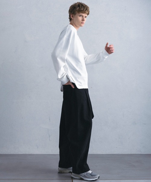 +phenix(プラスフェニックス)の「【WEB・直営店限定】+phenix(プラスフェニックス)ROUND HEM L/S TEE ラウンド ヘム ロングスリーブ ティー(Tシャツ/カットソー・メンズ・ブラック/ホワイト・M/L)」の10枚目の写真