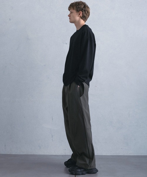 +phenix(プラスフェニックス)の「【WEB・直営店限定】+phenix(プラスフェニックス)ROUND HEM L/S TEE ラウンド ヘム ロングスリーブ ティー(Tシャツ/カットソー・メンズ・ブラック/ホワイト・M/L)」の19枚目の写真