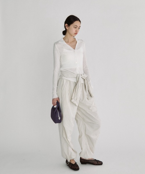 duei（デュイ）の「スキッパーリブシアーニットカーディガン（カーディガン/ボレロ・レディース・ホワイト/イエロー/ネイビー・FREE）」の16枚目の写真