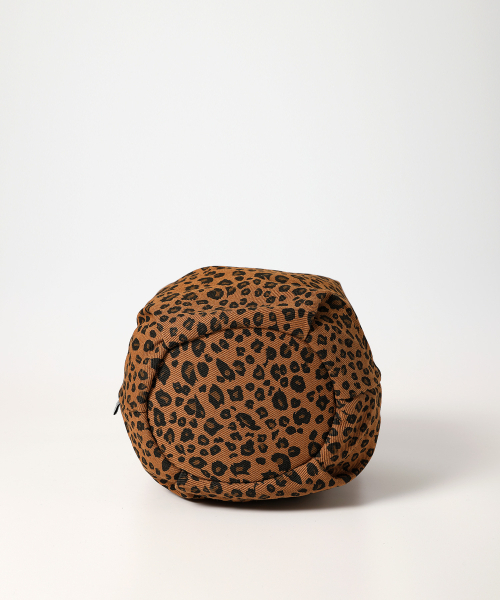 YELLOWSTONE(イエローストーン)の「Dumpling wrist bag - Leopard(トートバッグ・レディース・その他・FREE)」の3枚目の写真