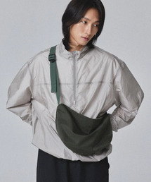 EMOTIO（エモティオ）の「[THOMAS collection]Nylon Crossbody Bag - KHAKI（メッセンジャーバッグ）」