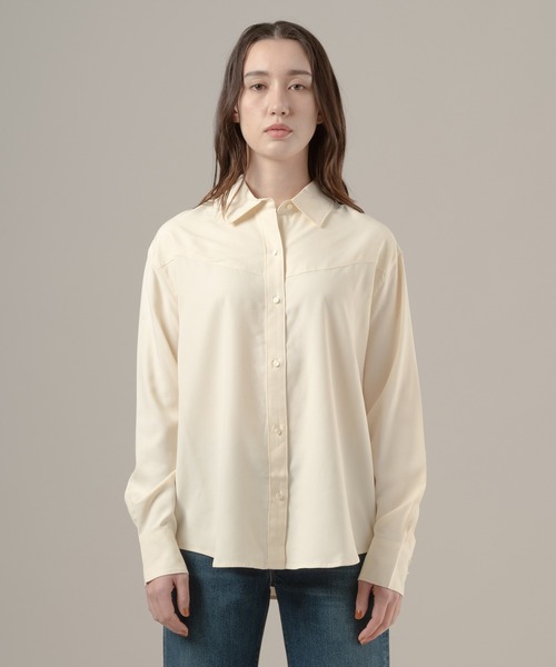 Levi's(リーバイス)の「Levi's/リーバイス BLUETAB(TM) RIDER シルクシャツ(シャツ/ブラウス・レディース・ホワイト・XS/S/M)」の3枚目の写真