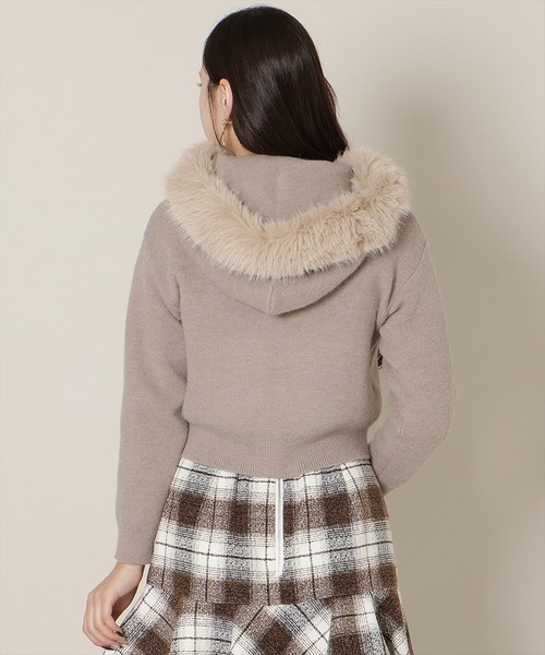 WILLSELECTION(ウィルセレクション)の「フードファーニットパーカー(パーカー・レディース・オフホワイト/ブラック/モカ/グレー・FREE)」の5枚目の写真