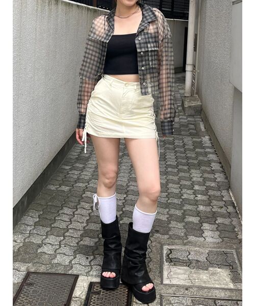 EMODA(エモダ)の「レースアップミニスカート(スカート・レディース・ブラック/ブラウン/アイボリー/イエロー・MEDIUM/SMALL)」の14枚目の写真