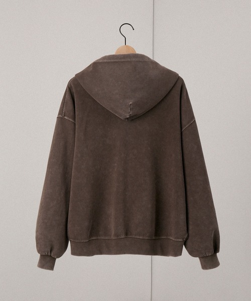 Alfred Alex（アルフレッドアレックス）の「【Alfred Alex】ヴィンテージ加工 グラデーション オーバーサイズ ダブルジップ ダンボール パーカー（パーカー・メンズ・グレー/グレー系/ブラック/ダークブラウン/ブラック系・M/L）」の12枚目の写真