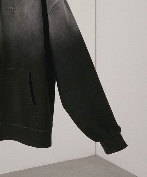 Alfred Alex（アルフレッドアレックス）の「【Alfred Alex】ヴィンテージ加工 グラデーション オーバーサイズ ダブルジップ ダンボール パーカー（パーカー・メンズ・グレー/グレー系/ブラック/ダークブラウン/ブラック系・M/L）」の21枚目の写真