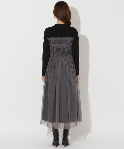 AND COUTURE(アンドクチュール)の「チュールギャザードッキングワンピース(ワンピース・レディース・ブラック/ライトグレー・FREE)」の7枚目の写真