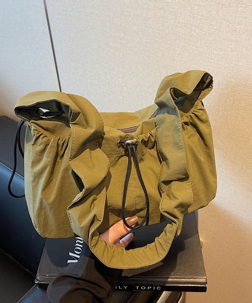 Mignonjour(ミニョンジュール)の「Mignonjour/ナイロンくしゅくしゅバッグ M2884(ハンドバッグ・レディース・カーキ/ブラック/アイボリー/ベージュ・FREE)」の9枚目の写真