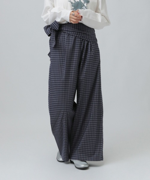 LEPSIM（レプシィム）の「サッシュベルトチェックパンツ　638766（その他パンツ・レディース・ネイビー/ブラウン・FREE）」の2枚目の写真