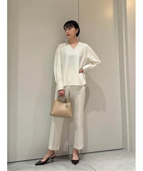 ESTNATION（エストネーション）の「ESTNATION / ダブルクロスVネックブラウス（シャツ/ブラウス・レディース・ネイビー/オフホワイト・38/36）」の12枚目の写真