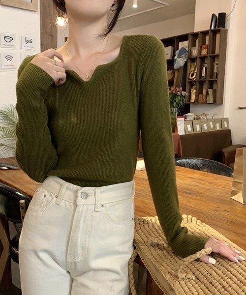 Beststore(ベストストア)の「キーネックリブニット 長袖 デコルテ綺麗見せ レディース(ニット/セーター・レディース・カーキ/ライトベージュ/ブラック/ブラウン/ホワイト/ベージュ・FREE)」の6枚目の写真