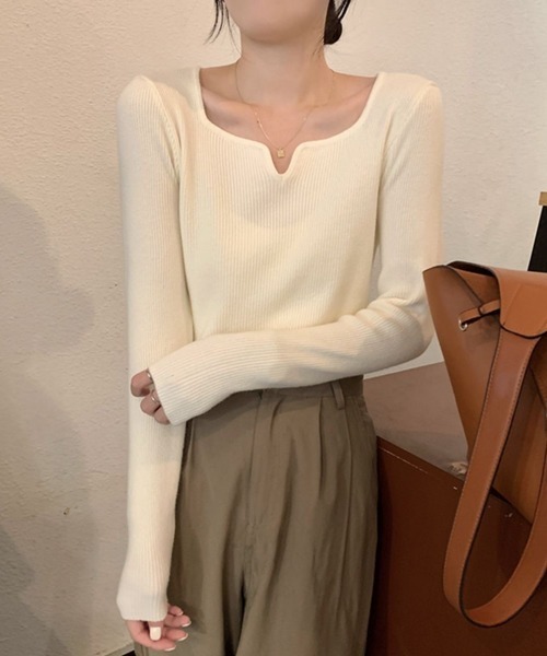 Beststore(ベストストア)の「キーネックリブニット 長袖 デコルテ綺麗見せ レディース(ニット/セーター・レディース・カーキ/ライトベージュ/ブラック/ブラウン/ホワイト/ベージュ・FREE)」の8枚目の写真