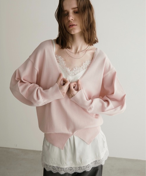 LOSCa（ロスカ）の「深Vネックブラウジングニット（ニット/セーター・レディース・ブラック/グリーン/ピンク・FREE）」の5枚目の写真