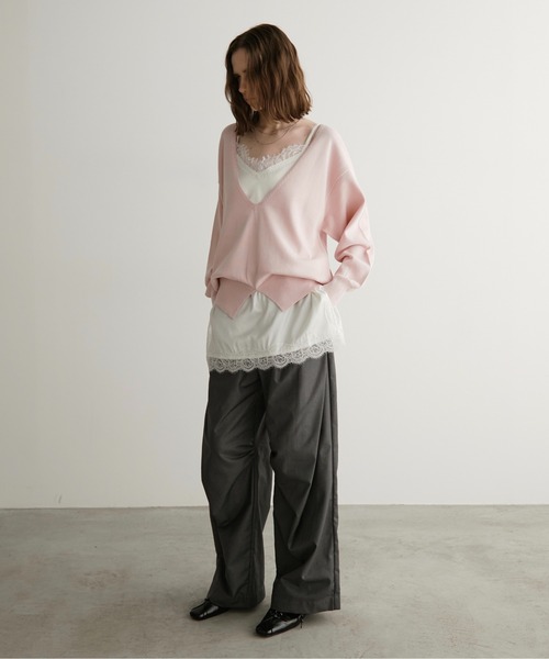 LOSCa（ロスカ）の「深Vネックブラウジングニット（ニット/セーター・レディース・ブラック/グリーン/ピンク・FREE）」の14枚目の写真