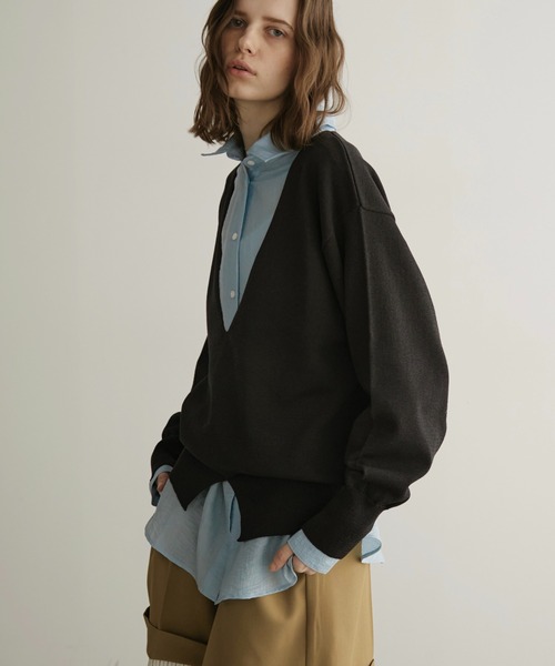 LOSCa（ロスカ）の「深Vネックブラウジングニット（ニット/セーター・レディース・ブラック/グリーン/ピンク・FREE）」の18枚目の写真