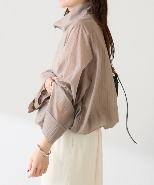 COLLAGE GALLARDAGALANTE（コラージュガリャルダガランテ）の「パッカブルスタンドネックブルゾン（マウンテンパーカー・レディース・グレー/ホワイト/ブラウン・FREE）」の17枚目の写真