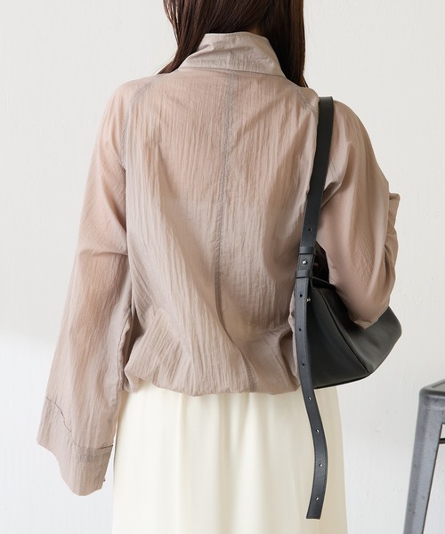 COLLAGE GALLARDAGALANTE（コラージュガリャルダガランテ）の「パッカブルスタンドネックブルゾン（マウンテンパーカー・レディース・グレー/ホワイト/ブラウン・FREE）」の18枚目の写真