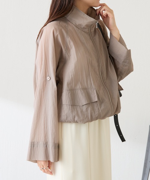 COLLAGE GALLARDAGALANTE（コラージュガリャルダガランテ）の「パッカブルスタンドネックブルゾン（マウンテンパーカー・レディース・グレー/ホワイト/ブラウン・FREE）」の20枚目の写真