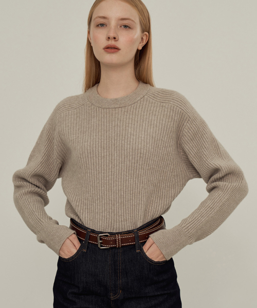 VASCARA(バスカラ)の「Ribbed Round neck Knitwear (5colors)(ニット/セーター・レディース・カーキ/アイボリー/ブラック/グレー/ライトブラウン・FREE)」の6枚目の写真