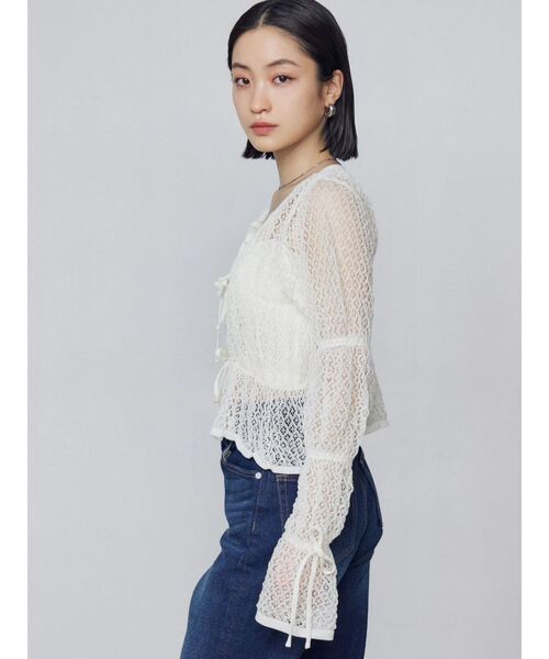 EMODA(エモダ)の「2WAYギャザーリボンニット(ニット/セーター・レディース・ブルー/アイボリー/ブラック・FREE)」の12枚目の写真