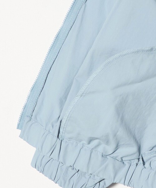 green label relaxing（グリーンレーベルリラクシング）の「ギャザーブルゾン / キッズ 撥水・UVカット 100cm-160cm（ブルゾン・キッズ・オフホワイト/ターコイズブルー系・160cm/110cm/100cm/120cm/130cm/140cm/150cm）」の9枚目の写真