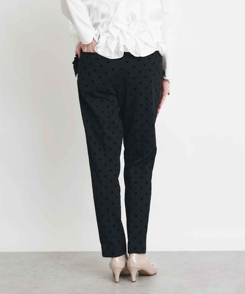 PICCIN PERLA（ピッチンペルラ）の「ストレッチポケットフリルドットパンツ（その他パンツ・レディース・ブラック・S）」の4枚目の写真