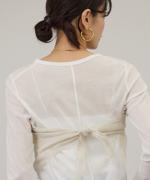 SALON adam et rope'(サロン アダム エ ロペ)の「リネンロサンジスカーフ(バンダナ/スカーフ・レディース・レッド/ダークブラウン/オフホワイト・FREE)」の6枚目の写真