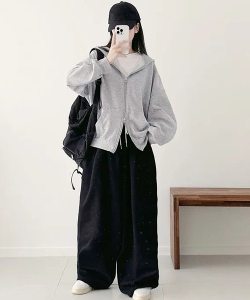 Miniministore(ミニミニストア)の「ダブルジップスウェットフード付きパーカー(パーカー・レディース・グレー/ブラック/ネイビー/ブラウン/ライトグレー/ピンク・FREE)」の10枚目の写真