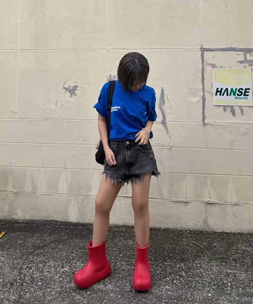 mydeepbluememories(マイディープブルーメモリーズ)の「Mm Symbol Logo T-Shirts (BLUE)(Tシャツ/カットソー・レディース・ブルー・SMALL/MEDIUM/LARGE)」の2枚目の写真