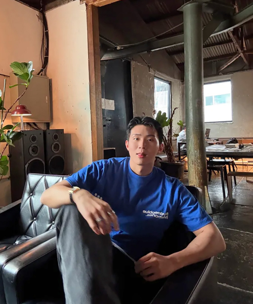mydeepbluememories(マイディープブルーメモリーズ)の「Mm Symbol Logo T-Shirts (BLUE)(Tシャツ/カットソー・レディース・ブルー・SMALL/MEDIUM/LARGE)」の4枚目の写真