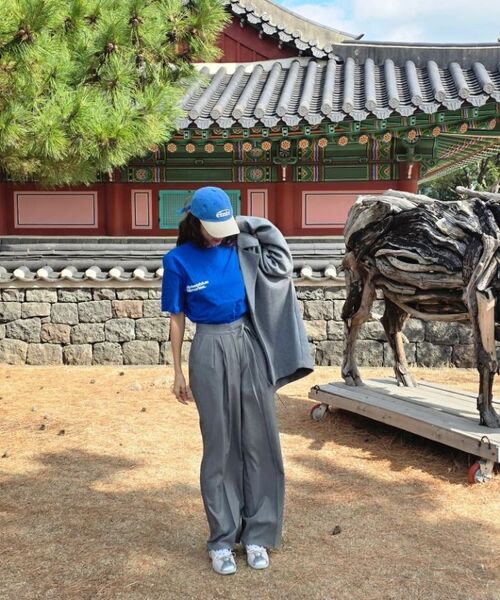 mydeepbluememories(マイディープブルーメモリーズ)の「Mm Symbol Logo T-Shirts (BLUE)(Tシャツ/カットソー・レディース・ブルー・SMALL/MEDIUM/LARGE)」の8枚目の写真