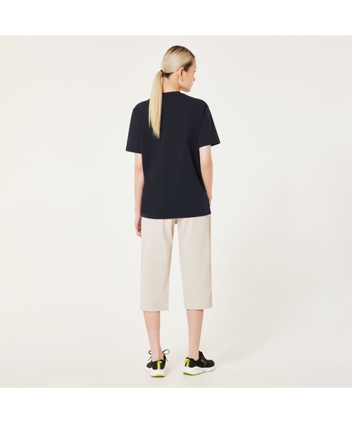OAKLEY(オークリー)の「オークリーRADIANT UV SHADE ELLIPSE TEE 9.0Tシャツ/TRAINING WOMEN'S/スポーツ・トレーニング/レディース//OAKLEY(Tシャツ/カットソー・レディース・ブラック・XS/M/S)」の3枚目の写真