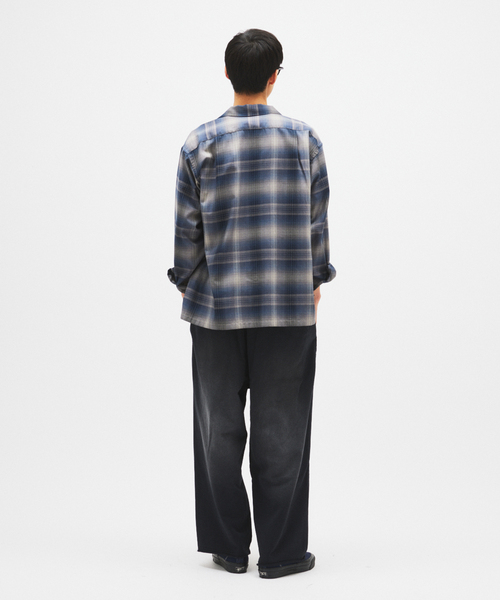 JOURNAL STANDARD（ジャーナルスタンダード）の「エイジング フェード 2タック スウェット パンツ（スウェットパンツ・メンズ・チャコールグレー/ブラック・LARGE/MEDIUM）」の6枚目の写真