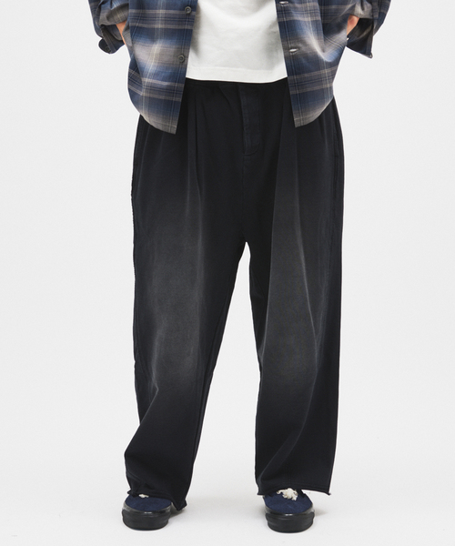 JOURNAL STANDARD（ジャーナルスタンダード）の「エイジング フェード 2タック スウェット パンツ（スウェットパンツ・メンズ・チャコールグレー/ブラック・LARGE/MEDIUM）」の8枚目の写真