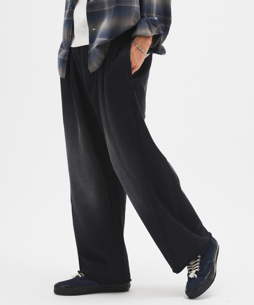 JOURNAL STANDARD（ジャーナルスタンダード）の「エイジング フェード 2タック スウェット パンツ（スウェットパンツ・メンズ・チャコールグレー/ブラック・LARGE/MEDIUM）」の10枚目の写真