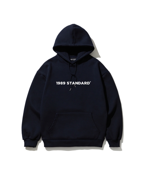 1989STANDARD(1989スタンダード)の「ベーシックロゴフードパーカー (STHSTD-0006)(パーカー・レディース・ブラック/ダークグレー/ネイビー/ライトグレー・LARGE/MEDIUM/X-LARGE)」の4枚目の写真