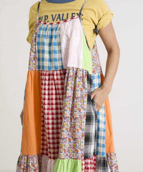 Freada（フリーダ）の「Freada/フリーダ パッチワーク三段ティアードキャミドレス 26SS（ワンピース・レディース・レッド・ONE SIZE）」の20枚目の写真