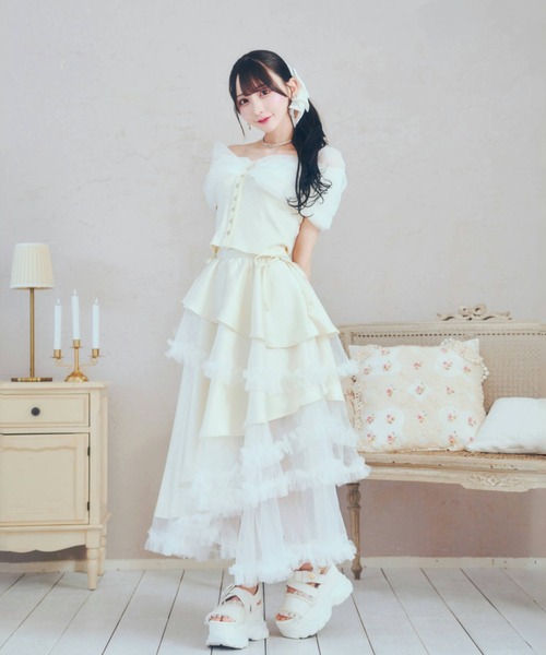 ReAmour（リアムール）の「チュールオフショルトップス（Tシャツ