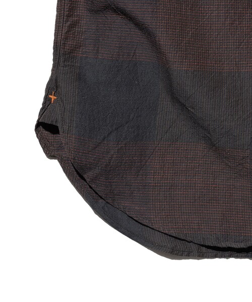 BEAMS PLUS(ビームスプラス)の「B.D. Classic-fit COTTON Linen Cord Check(シャツ/ブラウス・メンズ・ネイビー/ブラック・LARGE/MEDIUM/SMALL/X-LARGE)」の17枚目の写真