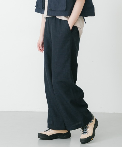 EKAL（エカル）の「『UR TECH DRYLUXE』ハイツイストイージートラウザー（その他パンツ・レディース・グレー/ブルーグレー/ネイビー・ONE）」の3枚目の写真
