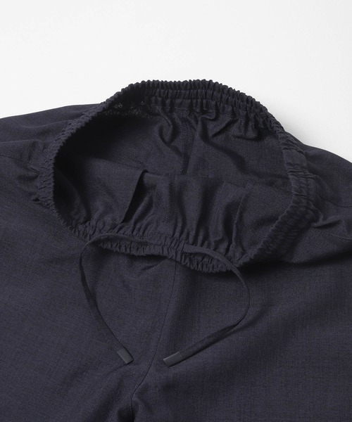 EKAL(エカル)の「『UVカット/イージーケア/吸水速乾/接触冷感/UR TECH DRYLUXE』ハイツイストイージートラウザー(その他パンツ・レディース・グレー/ブルーグレー/ネイビー・ONE)」の18枚目の写真