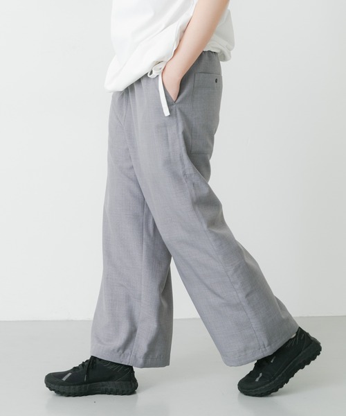 EKAL（エカル）の「『UR TECH DRYLUXE』ハイツイストイージートラウザー（その他パンツ・レディース・グレー/ブルーグレー/ネイビー・ONE）」の5枚目の写真