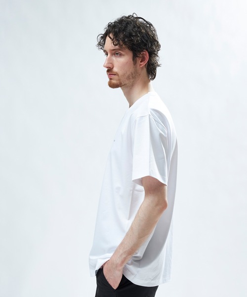 MEN'S BIGI(メンズビギ)の「【TATRAS/タトラス】SELO/セロ Tシャツ(Tシャツ/カットソー・メンズ・ネイビー/ブラック/ホワイト・02/03)」の4枚目の写真